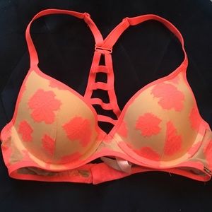 Victoria’s Secret Pink 32B Bra